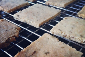 Sesame and Thyme Almond Meal Crackers